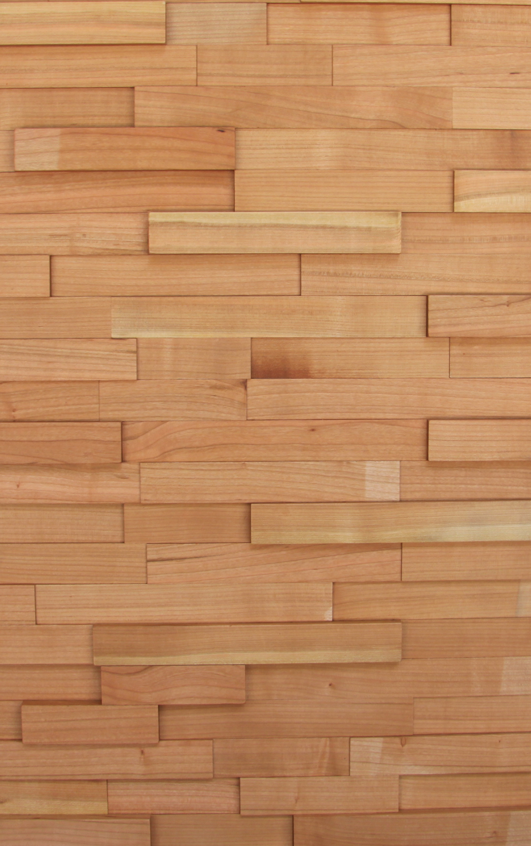 PL47-001 A wood panel with small strips of wood, organized in a horizontal layout. Each piece has a rectangular shape with a natural look and varying heights.